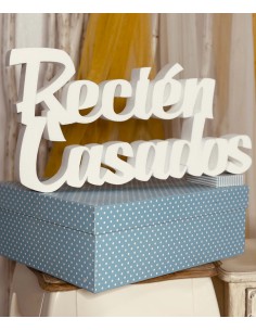 Pieza de corcho blanco recien casados