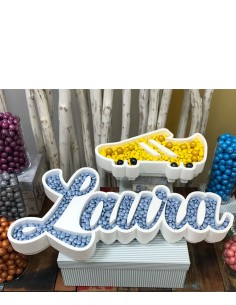 Nombre de corcho para colocar en mesas dulces o cualquier tipo de evento