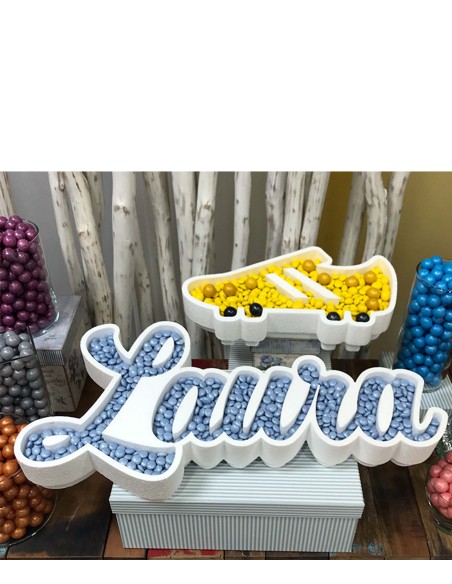 Nombre de corcho para colocar en mesas dulces o cualquier tipo de evento