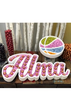 Nombre de corcho para colocar en mesas dulces o cualquier tipo de evento