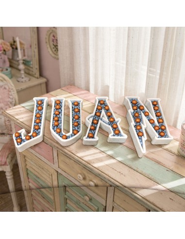 Nombre de corcho para colocar en mesas dulces o cualquier tipo de evento