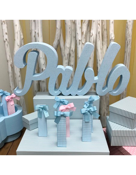 Nombre de corcho para colocar en mesas dulces o cualquier tipo de evento