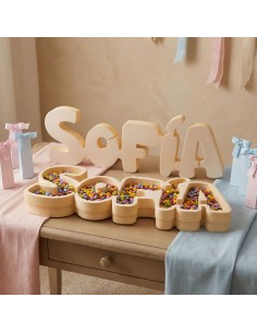 Nombre de corcho para colocar en mesas dulces o cualquier tipo de evento 2